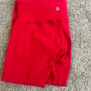 LULULEMON red wunder under leggings crops size 4